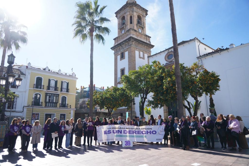 ALGECIRAS CELEBRA VARIOS ACTOS CONTRA LA VIOLENCIA DE GÉNERO
