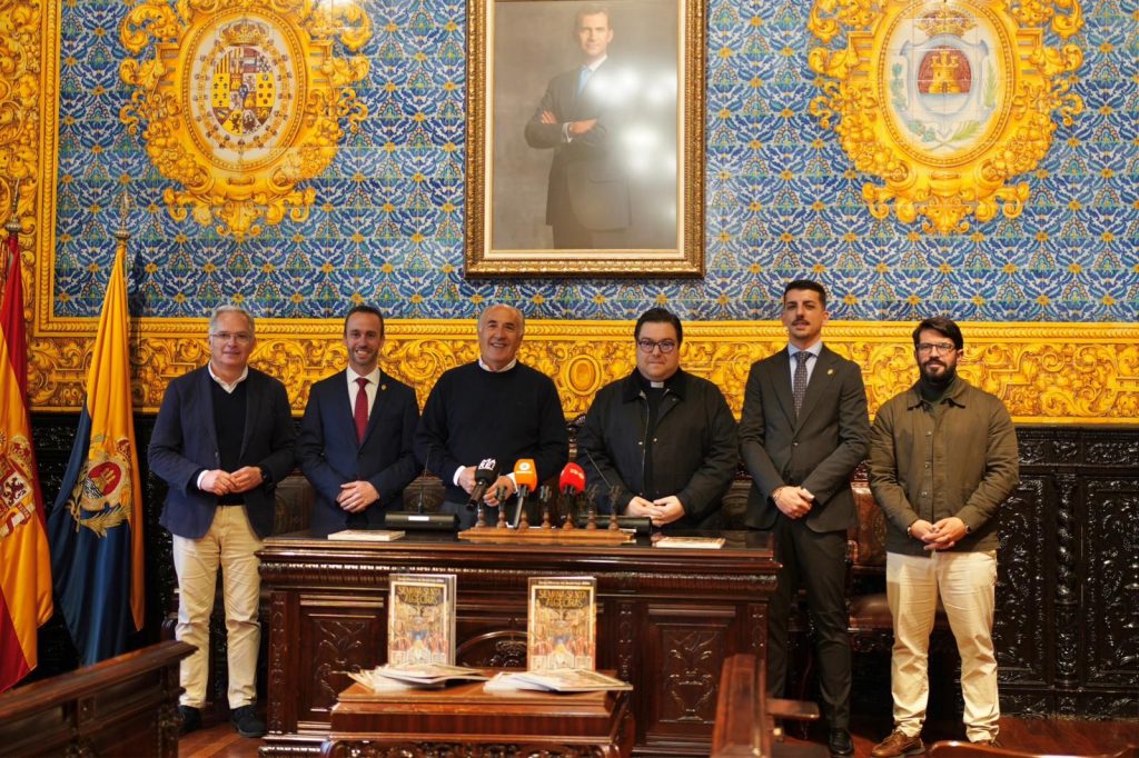 PRESENTADA LA GUÍA OFICIAL DE LA SEMANA SANTA DE ALGECIRAS