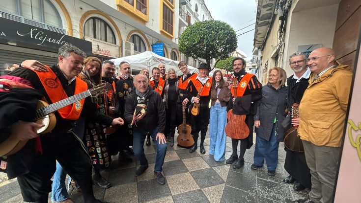 EL CERTAMEN DE TUNAS TOMA LAS CALLES DE ALGECIRAS