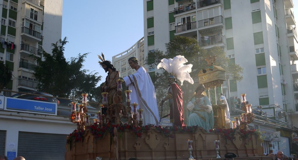 BUENA MUERTE Y ECCE HOMO VOLVIERON A LLENAR ESTE MIÉRCOLES LAS CALLES DE ALGECIRAS
