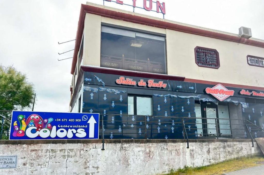 IU ALGECIRAS SE OPONE A LA APERTURA DE UN SALÓN DE JUEGOS JUNTO A UNA GUARDERÍA