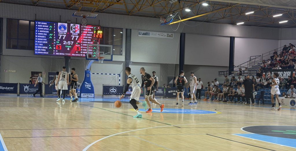 (88-86) EL CB ALGECIRAS GANA AL BADAJOZ Y LUCHARÁ POR EL ASCENSO
